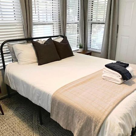 Private Room Downtown - 1 Bedroom 1Bath Lafayette Buitenkant foto