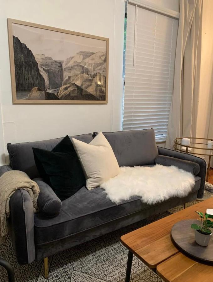 Private Room Downtown - 1 Bedroom 1Bath Lafayette Buitenkant foto